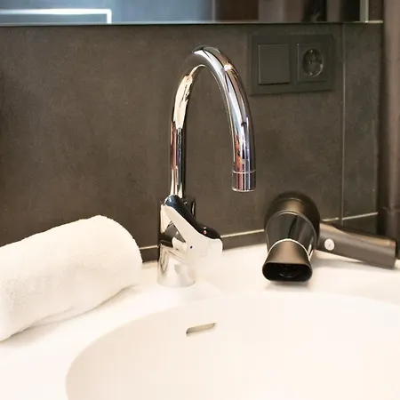 Lau By Wmm Hotel *